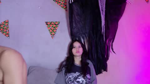 Snapshot of laura_and_kevin chatting on October 9, 2025, 4:49 pm laura_and_kevin online show from October 9, 2025, 4:49 pm