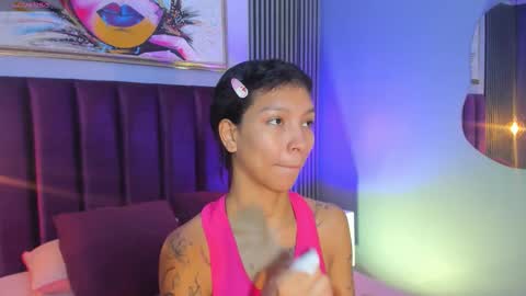 Snapshot of laura_aristizabal_19 chatting on October 31, 2025, 11:44 am Laura online show from October 31, 2025, 11:44 am