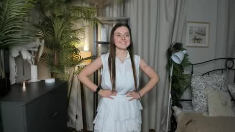 Snapshot of laura_mutti chatting on October 24, 2025, 3:30 pm Samantha online show from October 24, 2025, 3:30 pm