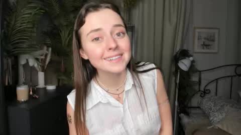 Snapshot of laura_mutti chatting on November 2, 2025, 2:19 pm Samantha online show from November 2, 2025, 2:19 pm