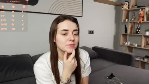 Snapshot of laura_mutti chatting on November 13, 2025, 1:43 pm Samantha online show from November 13, 2025, 1:43 pm