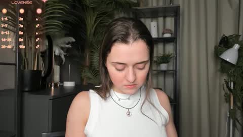 Snapshot of laura_mutti chatting on November 21, 2025, 5:11 pm Samantha online show from November 21, 2025, 5:11 pm