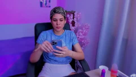 Laura Rose online show from November 29, 2025, 8:23 pm