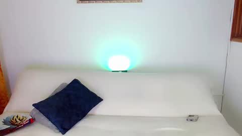 Snapshot of laura_sweet7 chatting on March 9, 2025, 2:39 am Laura online show from March 9, 2025, 2:39 am