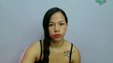 Snapshot of lauracb_ chatting on February 1, 2025, 12:47 pm lauracb online show from February 1, 2025, 12:47 pm