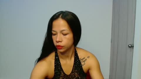Snapshot of lauracb_ chatting on November 27, 2025, 9:44 am lauracb online show from November 27, 2025, 9:44 am