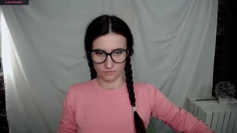 Snapshot of lauradre_ chatting on January 21, 2025, 3:21 pm Laura online show from January 21, 2025, 3:21 pm