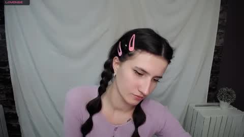 Snapshot of lauradre_ chatting on February 20, 2025, 2:24 pm Laura online show from February 20, 2025, 2:24 pm