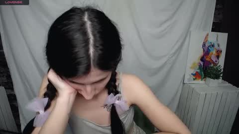 Snapshot of lauradre_ chatting on March 1, 2025, 11:28 am Laura online show from March 1, 2025, 11:28 am