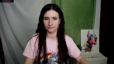 Snapshot of lauradre_ chatting on March 2, 2025, 8:27 am Laura online show from March 2, 2025, 8:27 am