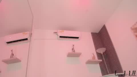 Snapshot of laurah_hill chatting on September 9, 2025, 12:26 pm Lau online show from September 9, 2025, 12:26 pm