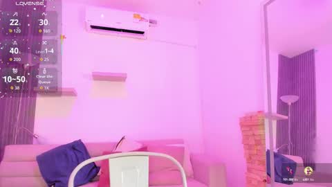Snapshot of laurah_hill chatting on September 30, 2025, 12:21 pm Lau online show from September 30, 2025, 12:21 pm