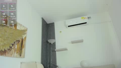 Snapshot of laurah_hill chatting on October 4, 2025, 12:14 pm Lau online show from October 4, 2025, 12:14 pm