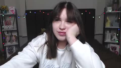 LauraHlot online show from February 9, 2025, 12:28 am