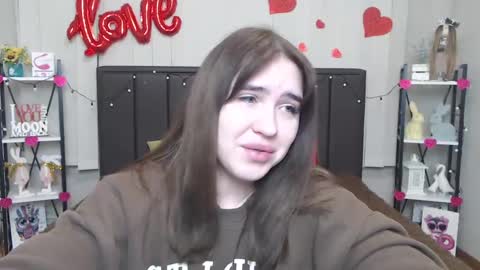 LauraHlot online show from February 14, 2025, 1:34 am