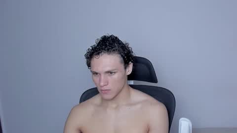 Laureent online show from November 17, 2025, 1:11 am