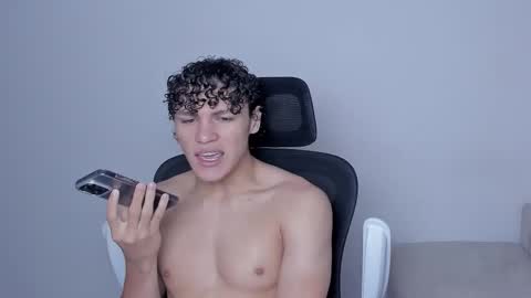 Laureent online show from November 24, 2025, 5:56 pm