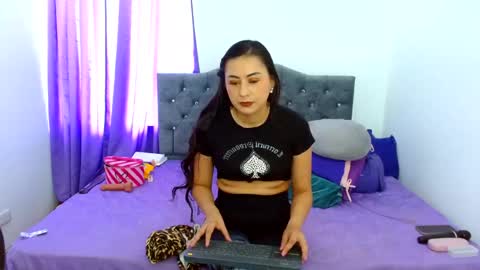 Snapshot of lauren_59 chatting on November 3, 2025, 8:43 pm Lauren online show from November 3, 2025, 8:43 pm