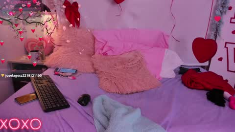 Snapshot of lauren_evans96 chatting on February 8, 2025, 9:35 am Lauren evans9 online show from February 8, 2025, 9:35 am