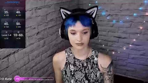 Eva online show from November 10, 2025, 8:19 pm