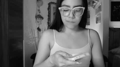 Lauren online show from December 8, 2024, 2:28 am