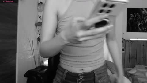 Lauren online show from January 1, 2025, 12:21 am