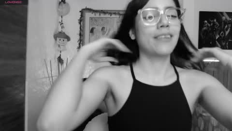 Lauren online show from January 7, 2025, 3:46 am