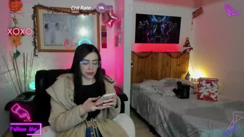 Lauren online show from February 9, 2025, 9:05 am