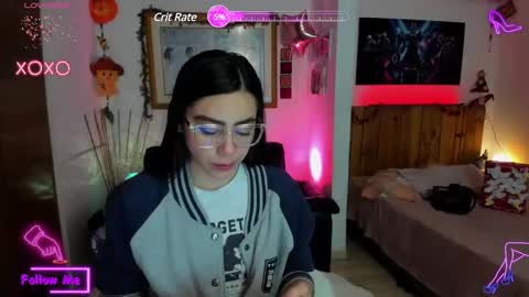 Lauren online show from March 4, 2025, 9:18 am