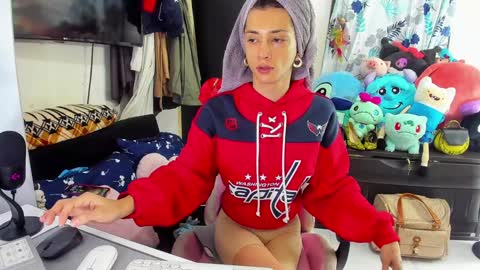 SF online show from January 27, 2025, 4:43 pm