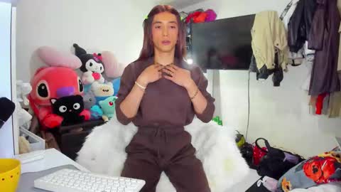 SF online show from October 10, 2025, 7:13 pm