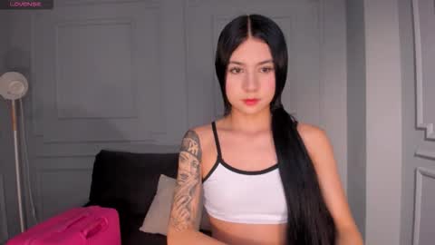 Lau  online show from October 28, 2025, 3:43 am