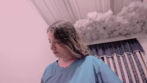 Lauu G online show from November 29, 2025, 10:40 am