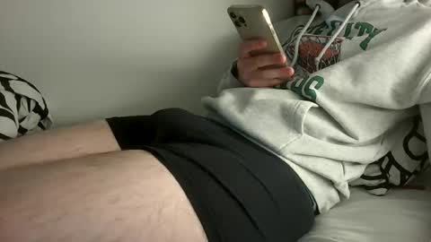 Snapshot of laveudos chatting on February 19, 2025, 3:27 pm laveudos online show from February 19, 2025, 3:27 pm