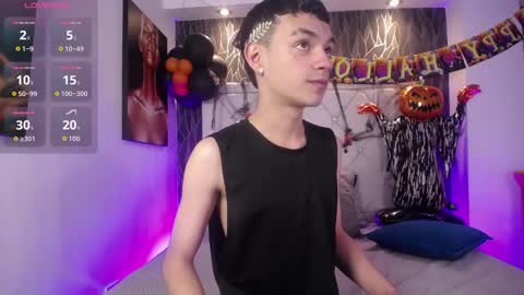 Snapshot of lawford_mike chatting on October 30, 2025, 2:29 pm Mike online show from October 30, 2025, 2:29 pm