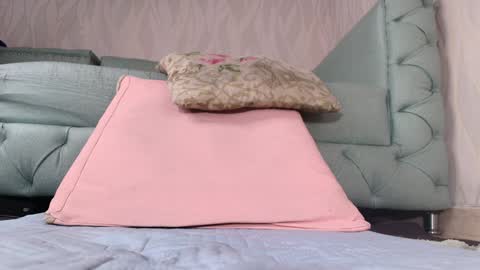 Lay Madison  online show from February 6, 2025, 10:32 pm