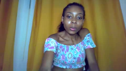 layannek online show from December 1, 2025, 5:51 pm