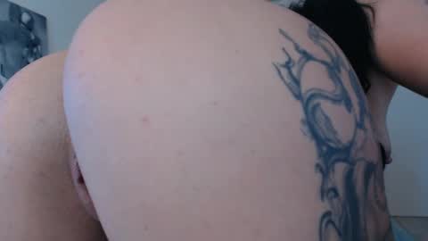 Snapshot of laylacruz chatting on January 28, 2025, 9:08 am laylacruz online show from January 28, 2025, 9:08 am