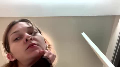 Snapshot of laylajade517 chatting on December 18, 2025, 9:37 am Layla Jade online show from December 18, 2025, 9:37 am