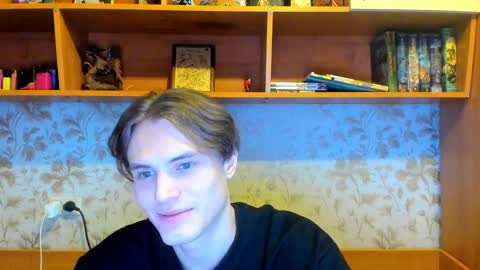 Snapshot of lazaret1k chatting on January 17, 2025, 6:47 am Vladi online show from January 17, 2025, 6:47 am