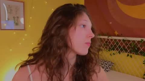 Snapshot of lea_belle_ chatting on November 21, 2025, 9:13 pm Lea online show from November 21, 2025, 9:13 pm