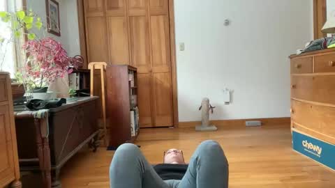 Lee online show from February 9, 2025, 3:45 pm