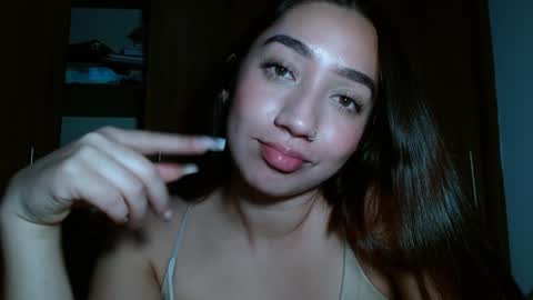 Snapshot of leanaalhub chatting on December 14, 2024, 3:51 am leanaalhub online show from December 14, 2024, 3:51 am