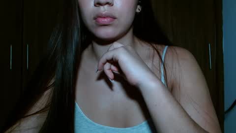 Snapshot of leanaalhub chatting on February 7, 2025, 5:10 am leanaalhub online show from February 7, 2025, 5:10 am