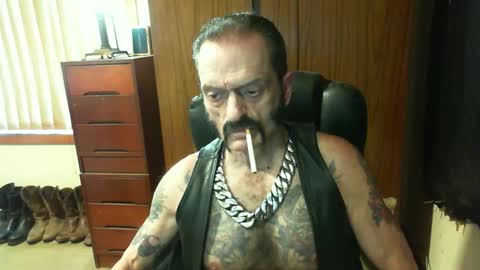 leathergreaser online show from January 6, 2025, 2:26 am