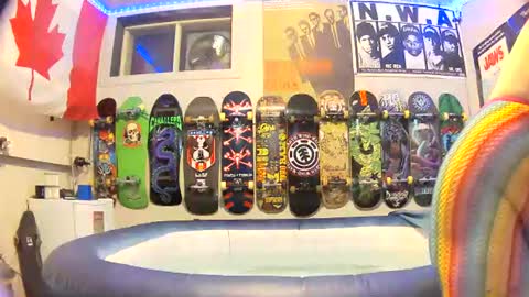 Snapshot of leatherluvefuck chatting on November 16, 2025, 3:01 am kinky dirty fuck online show from November 16, 2025, 3:01 am