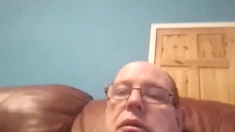 leatherpants68 online show from November 17, 2025, 4:13 pm