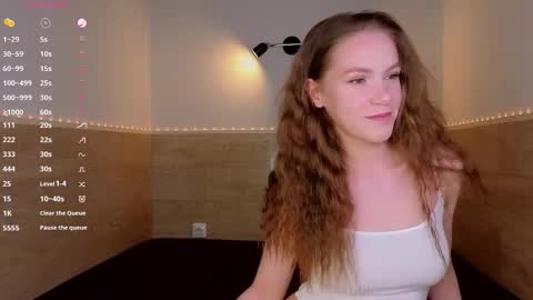 lecsika online show from December 16, 2025, 5:29 pm