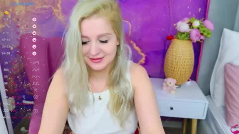 Veronica online show from September 12, 2025, 7:08 am