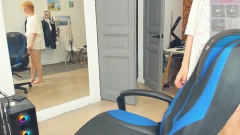 I am Melisa. Im new here. This is my first day online show from November 30, 2025, 4:49 am